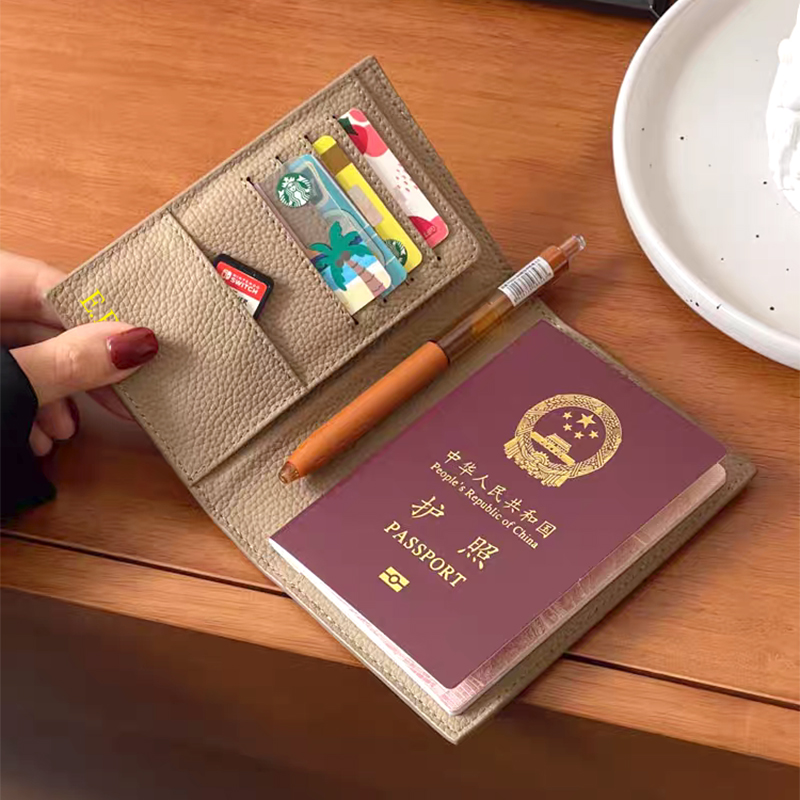 Custom Name Passport Holder Ge - Women Accessories Business Name recension och pris